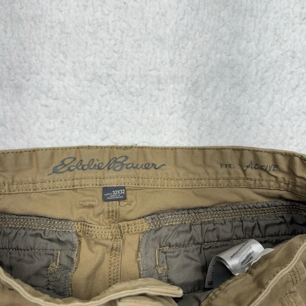 Eddie Bauer Khaki Beige Pants Active Fit Men's‎ Size 32x32